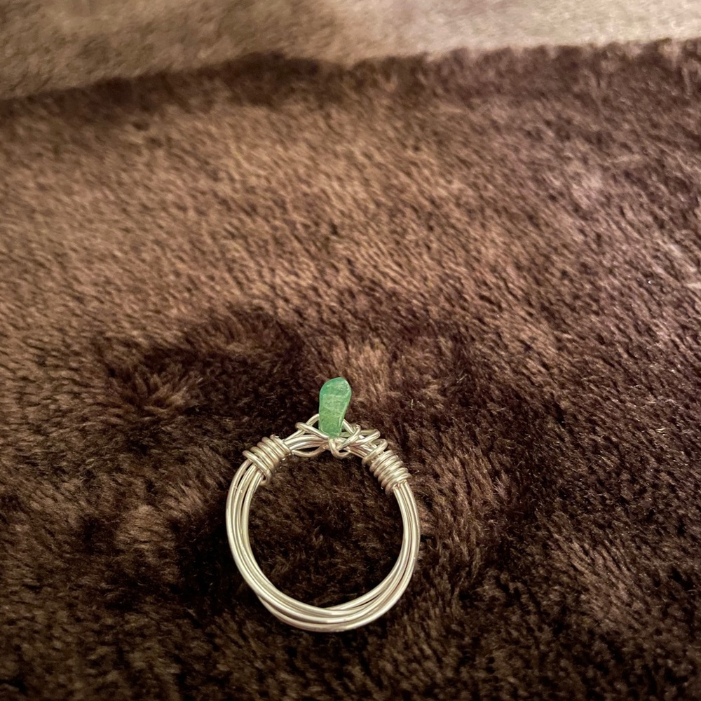Gemstone ring - Picture 2 of 2